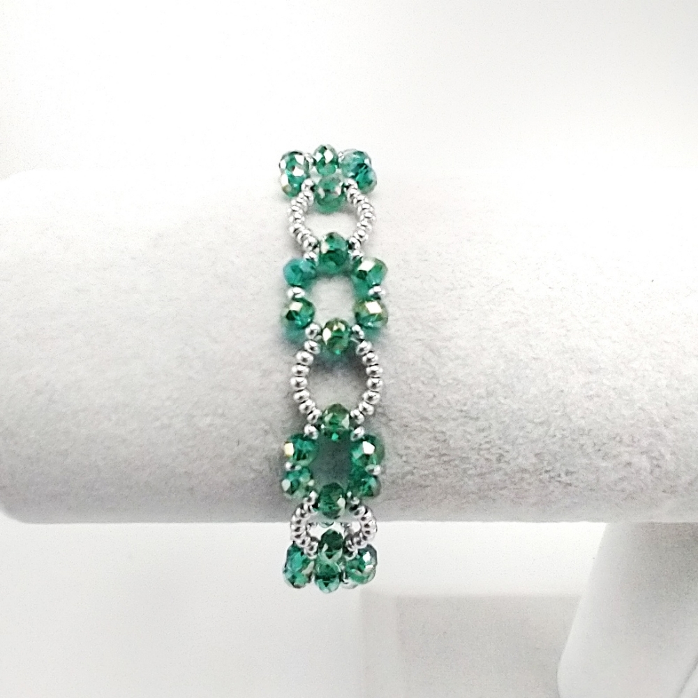 Handmade Crystal glass Bracelet  lEmerald color Sparkle‎ green